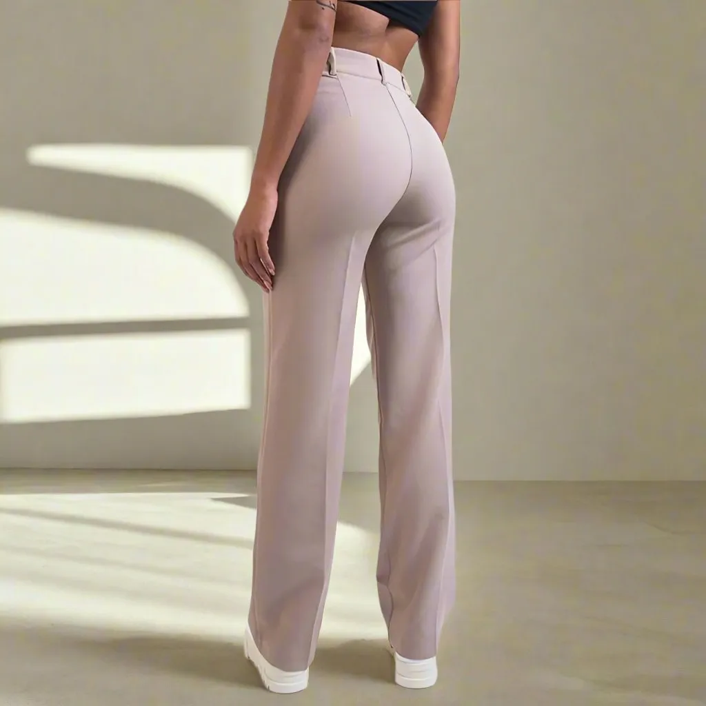 Stylish business trousers for everyday commuting