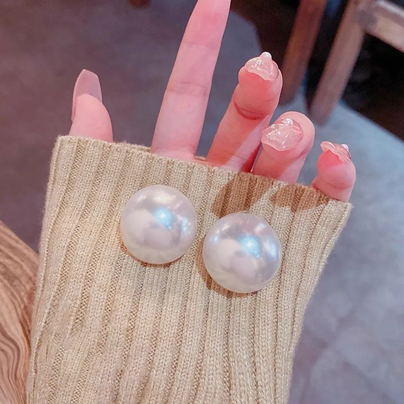 Stylish Vintage Pearl Earrings