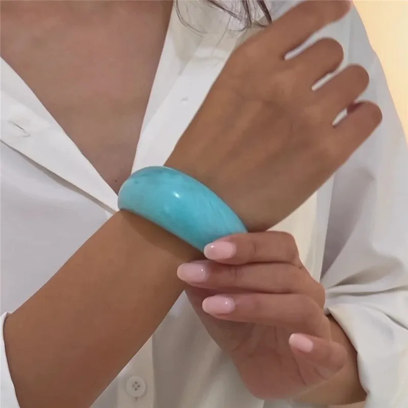 Stylish Wide Transparent Bangle