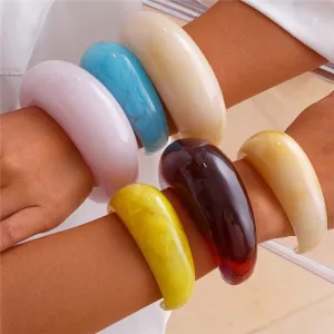 Stylish Wide Transparent Bangle