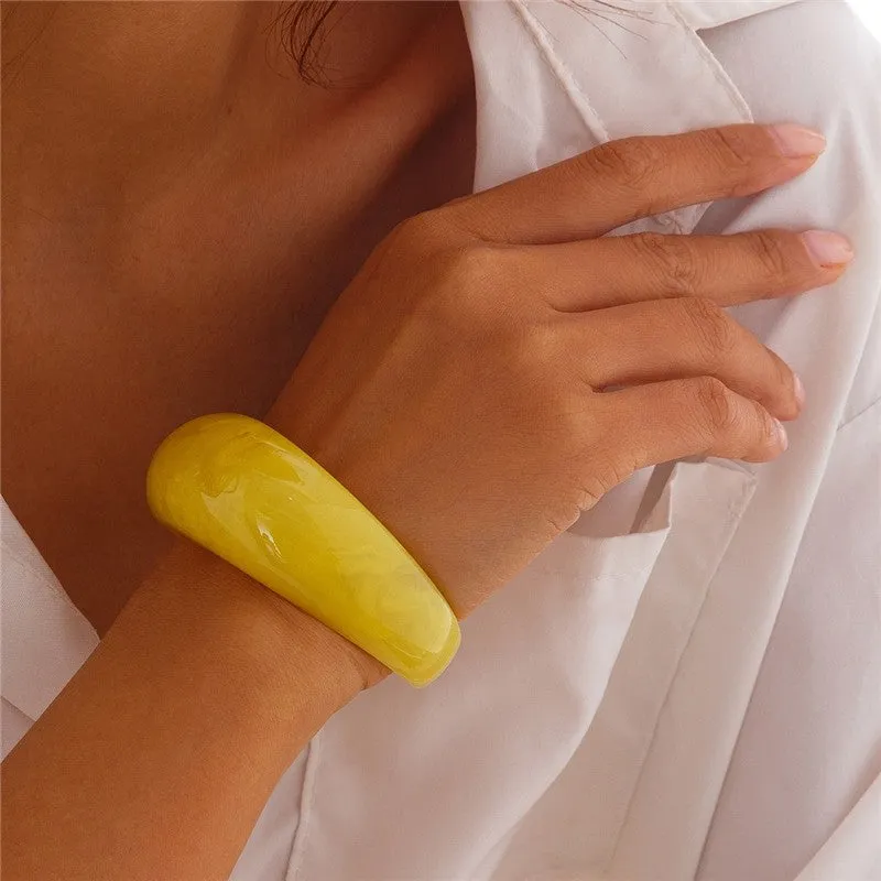 Stylish Wide Transparent Bangle
