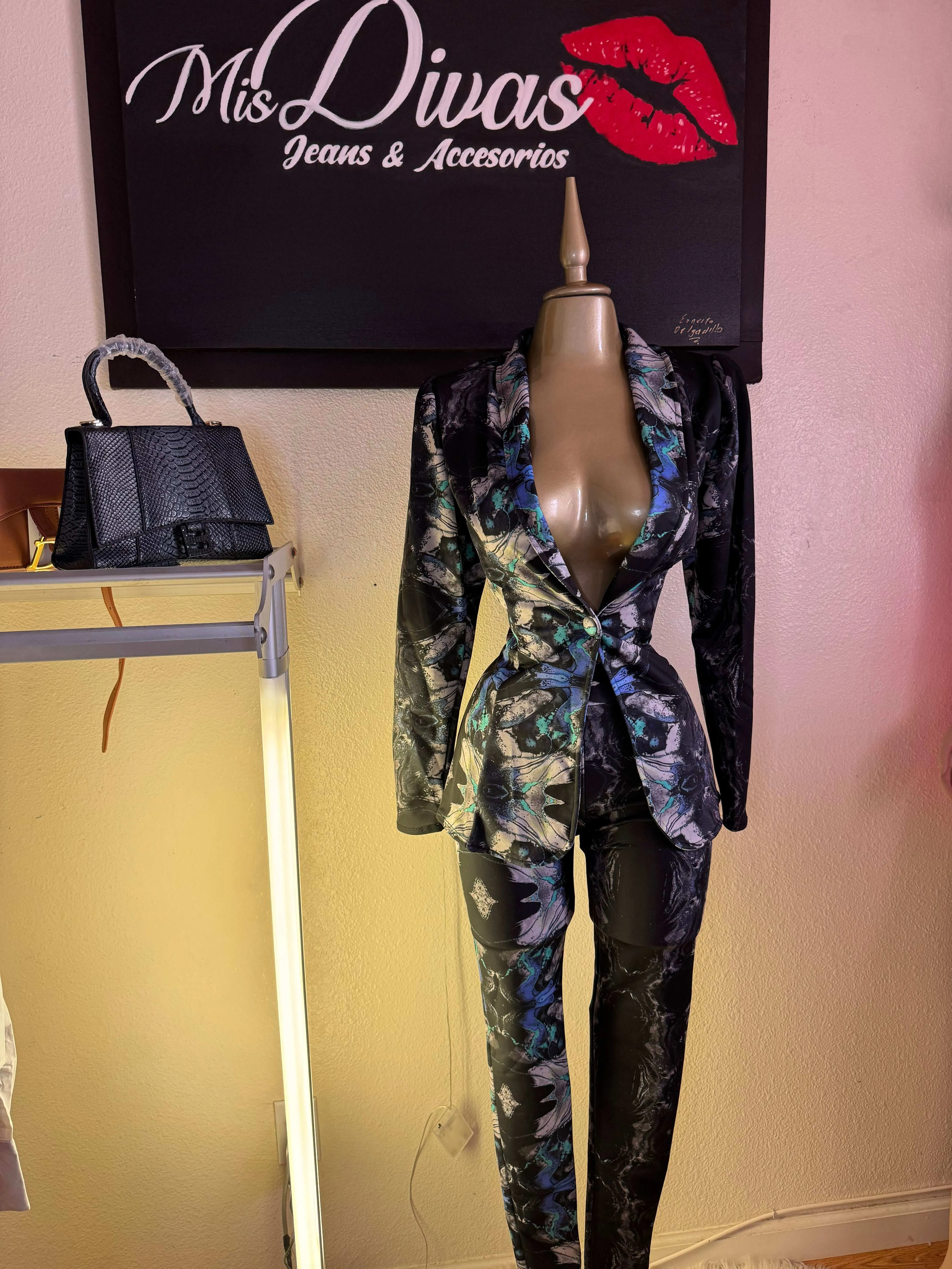 Suit for business woman