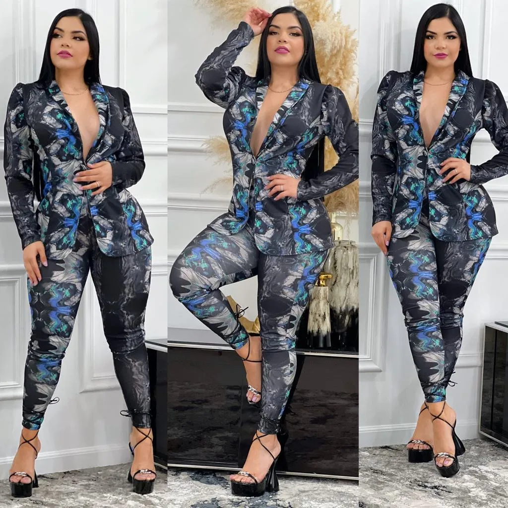 Suit for business woman