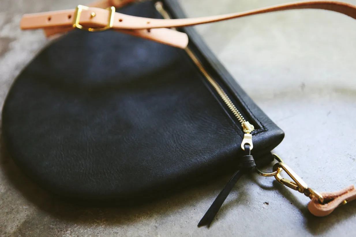 the sling, black