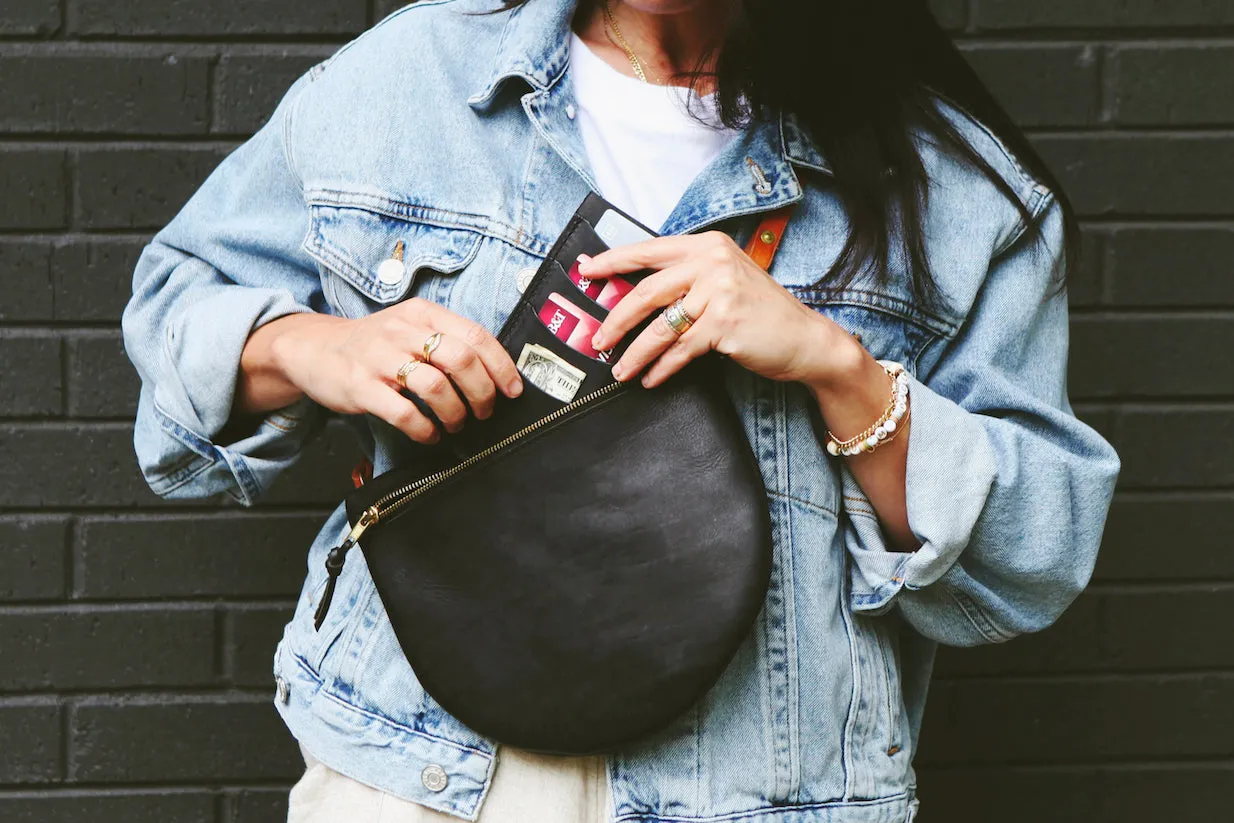 the sling, black