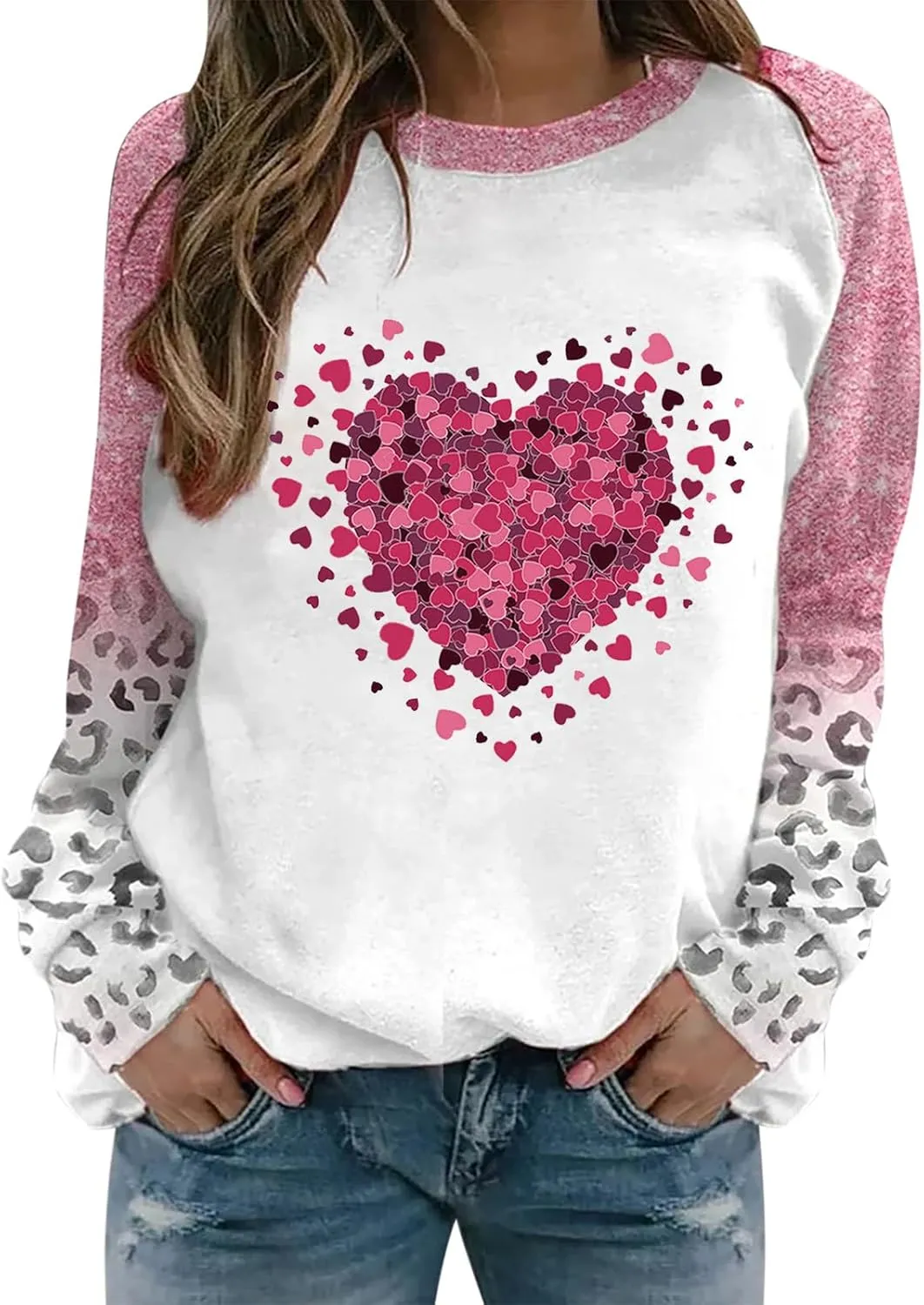 Valentine's Day Shirts for Women Long Sleeve Crewneck Heart Print Cute Tops Loose Fit Casual Tees Blouses Fashion 2024