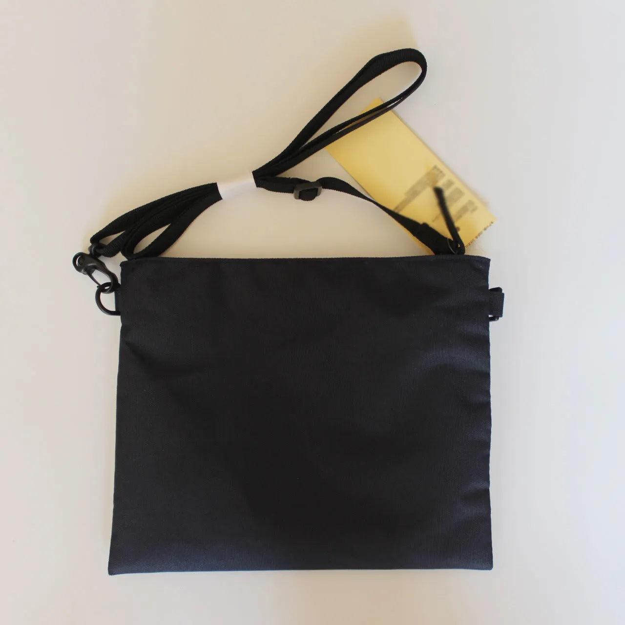 Women's & Men's Simple Solid Color Lightweight With No Printed Patterns Portable Waterproof Crossbody Bags