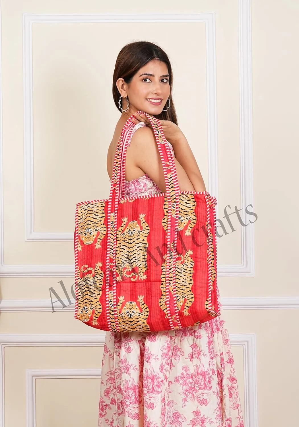 Women's Lightweight Quilted Cotton Tiger Printed Reversible Large Tote Bag Grocery Shopping Travel Bag