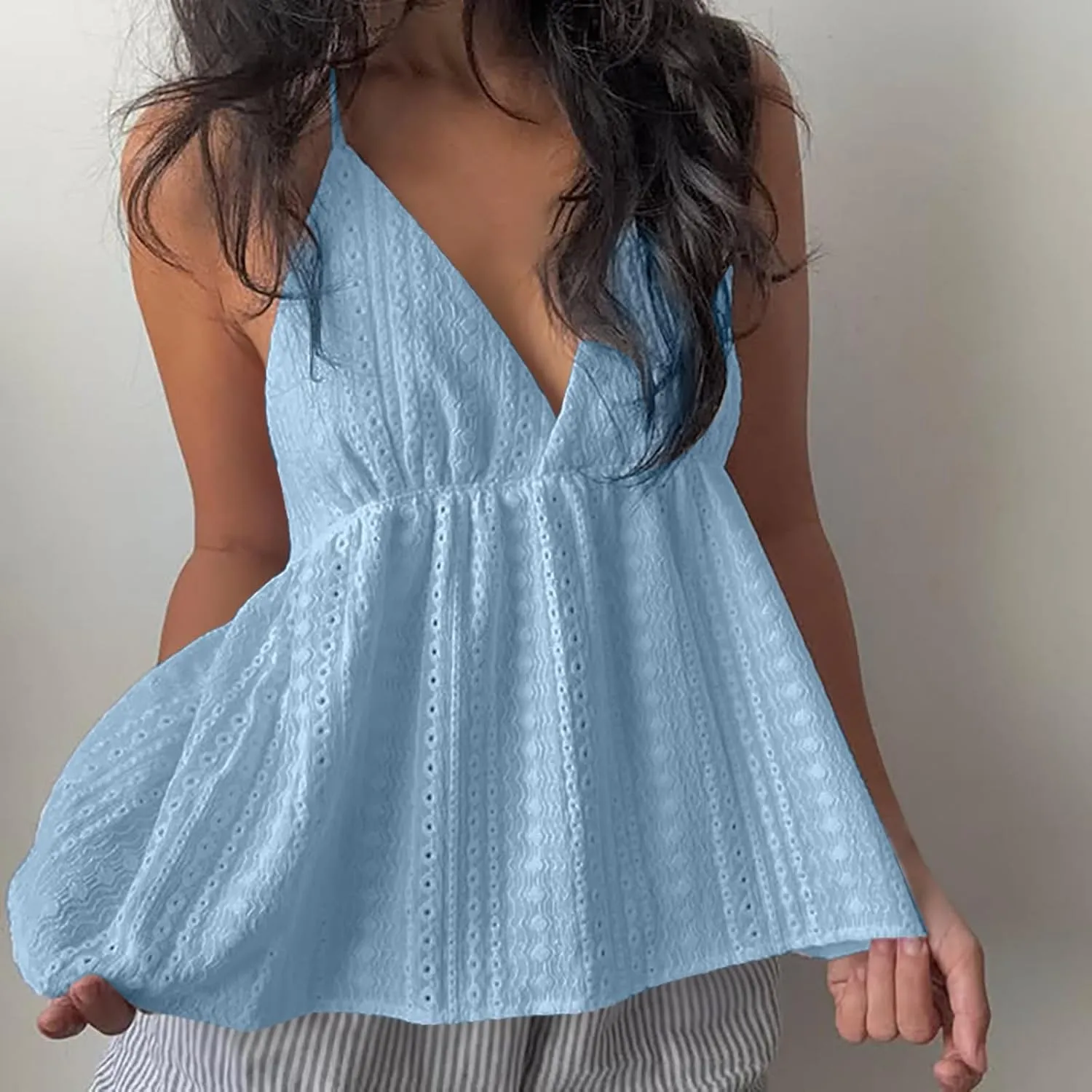 Women's Plus Size V Neck Eyelet Cami Peplum Top Spaghetti Strap Ruffle Boho Tank Top Eyelet Embroidery Loose Fit Flowy Tops