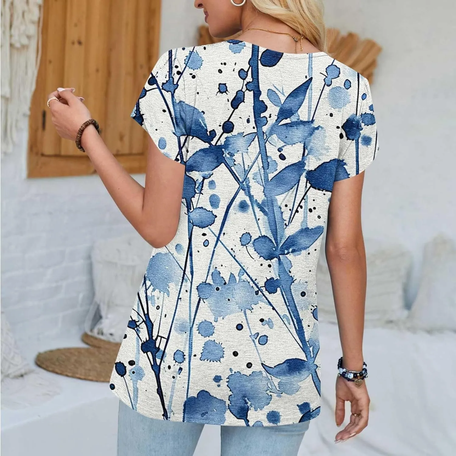 Women's Summer Casual V-Neck Short Sleeved Shirts T-Shirt Floral Printed Tops Basic Tee Tops Loose Tunics Blouse