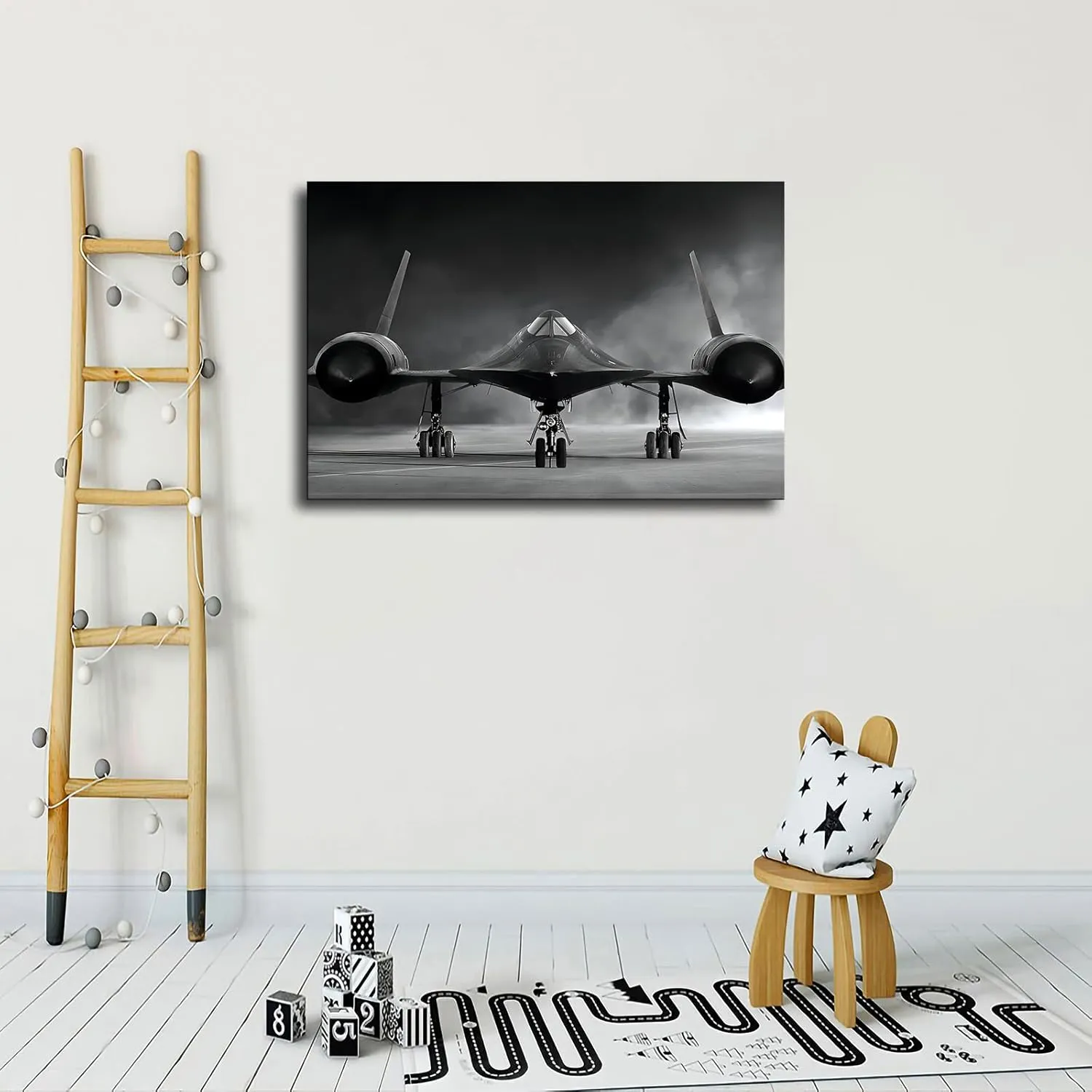 YuplaN Sr-71 Blackbird Reconnaissance Aircraft Canvas Poster Holiday Gift HD Picture Modern Aesthetics Mural Wall Art Decoration (Unframed,16×24inch)